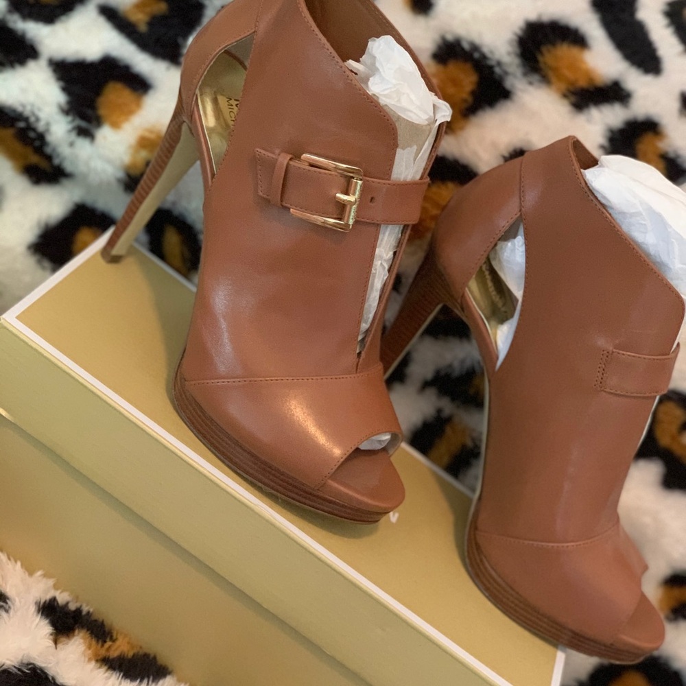 COPY - COPY - Michael Kors Booties